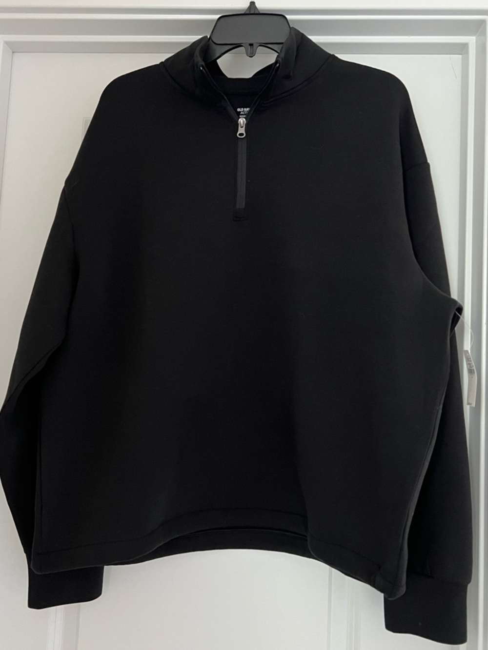 Men’s Old Navy Active Bounce Fleece Oversized 1/4 Zip Pullover. Medium. Black.